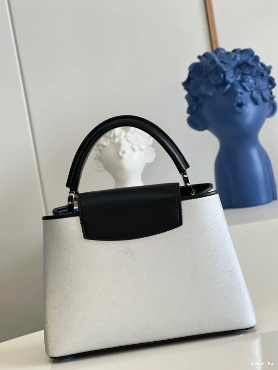 BB CAPUCINES LOUIS VUITTON 0801